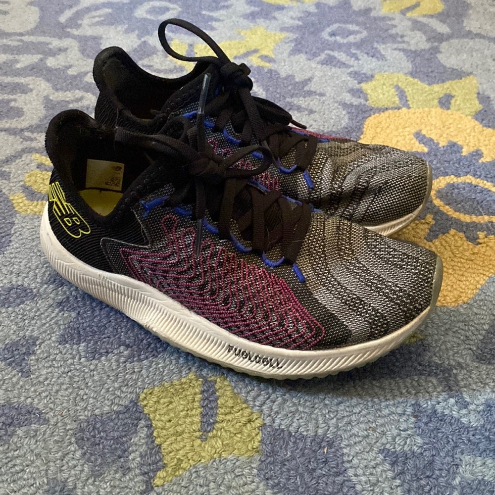 New Balance Fuel Cell Sneakers size 6